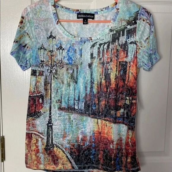 THOMAS & OLIVIA Women's Small Sheer Floral Effect Top - Picture 1 of 6